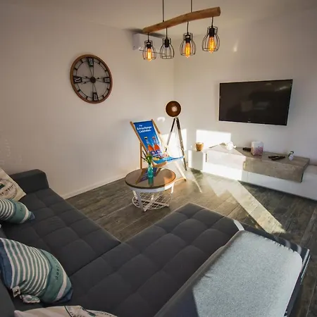 Deluxe 2 Bedroom With Sea View *