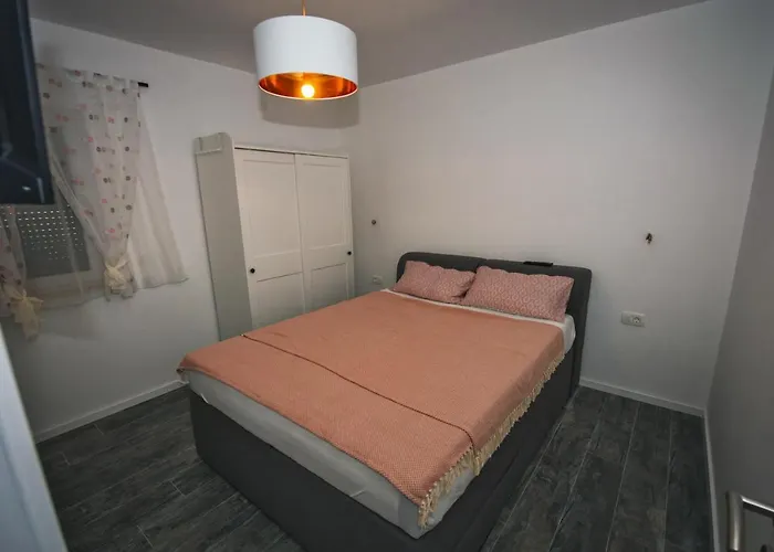 Deluxe 2 Bedroom With Sea View Apartmán *